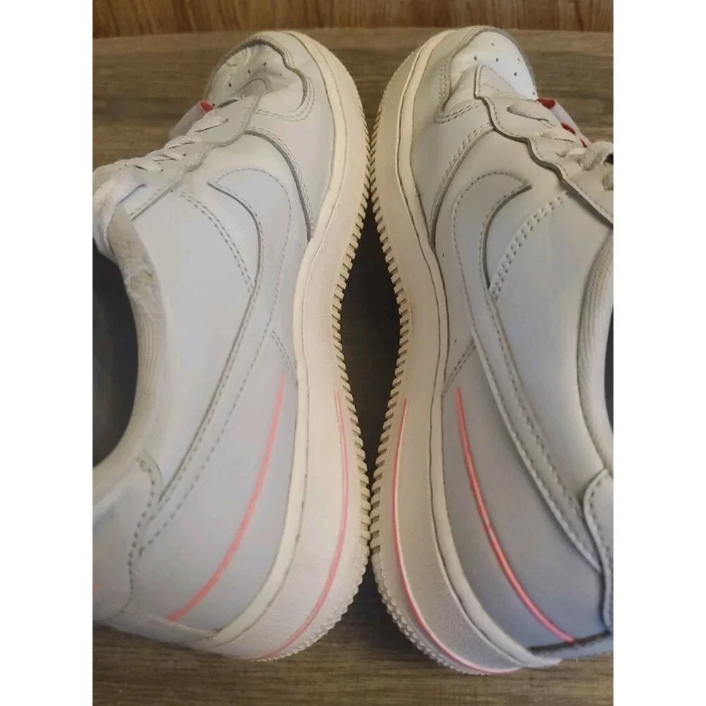 Nike‎ Air Force 1 LV8 Athletic Shoes Sneakers Youth Size 7Y Womens 8.5 Gray Pink